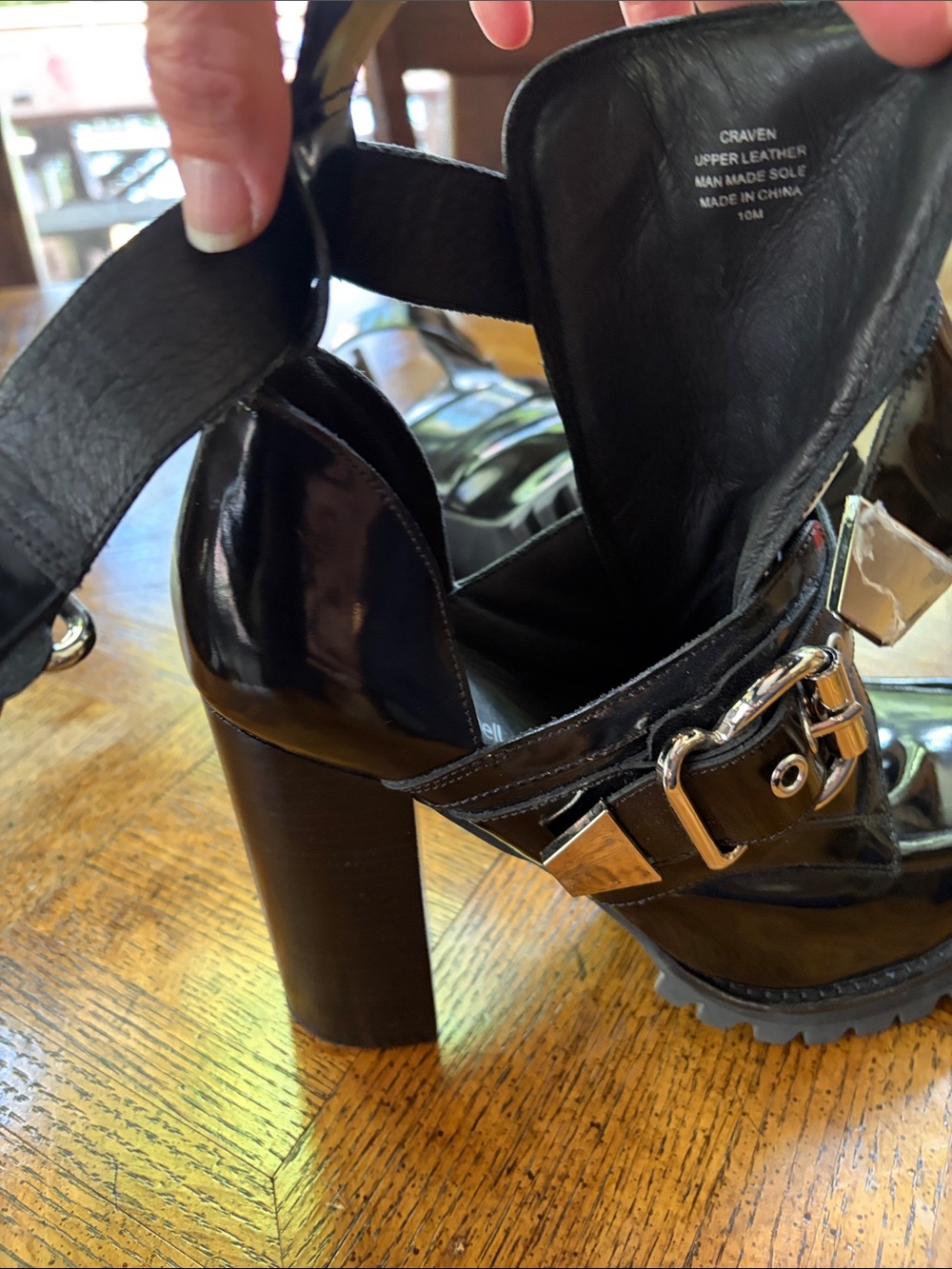 Black Patent Platform Buckle Boots Jeffrey Campbell
- Women - Picture 7 of 8